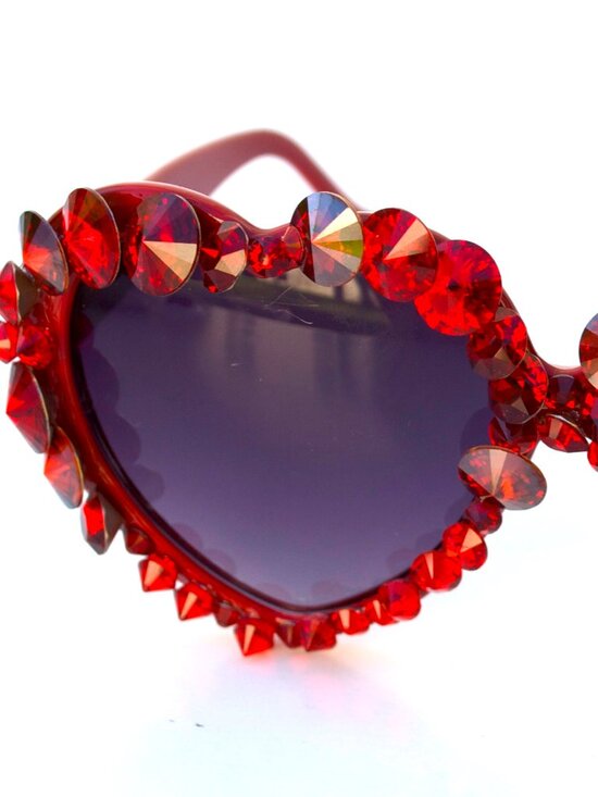 GASOLINE GLAMOUR THIS MEANS WAR LOLITA HEART SUNGLASSES ❤️???
